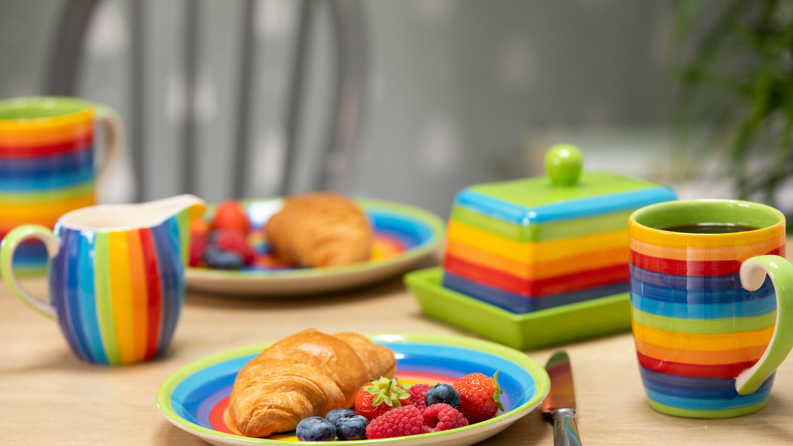 Rainbow Ceramics Banner